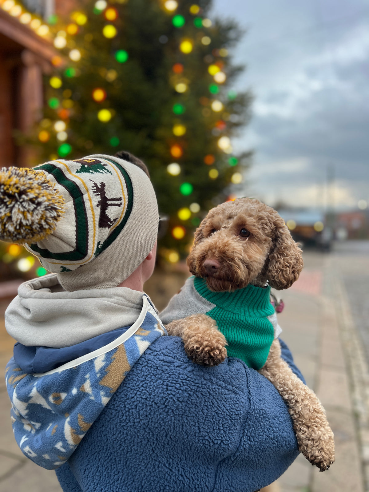 Log Cabin Bobble Hat
