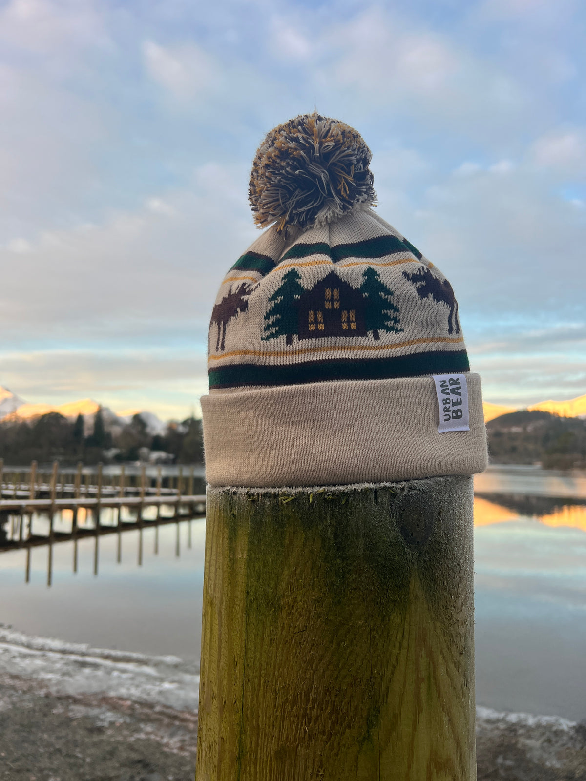 Log Cabin Bobble Hat